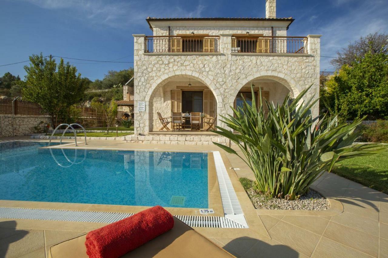 Villa Rubini Apolpaina Exteriör bild